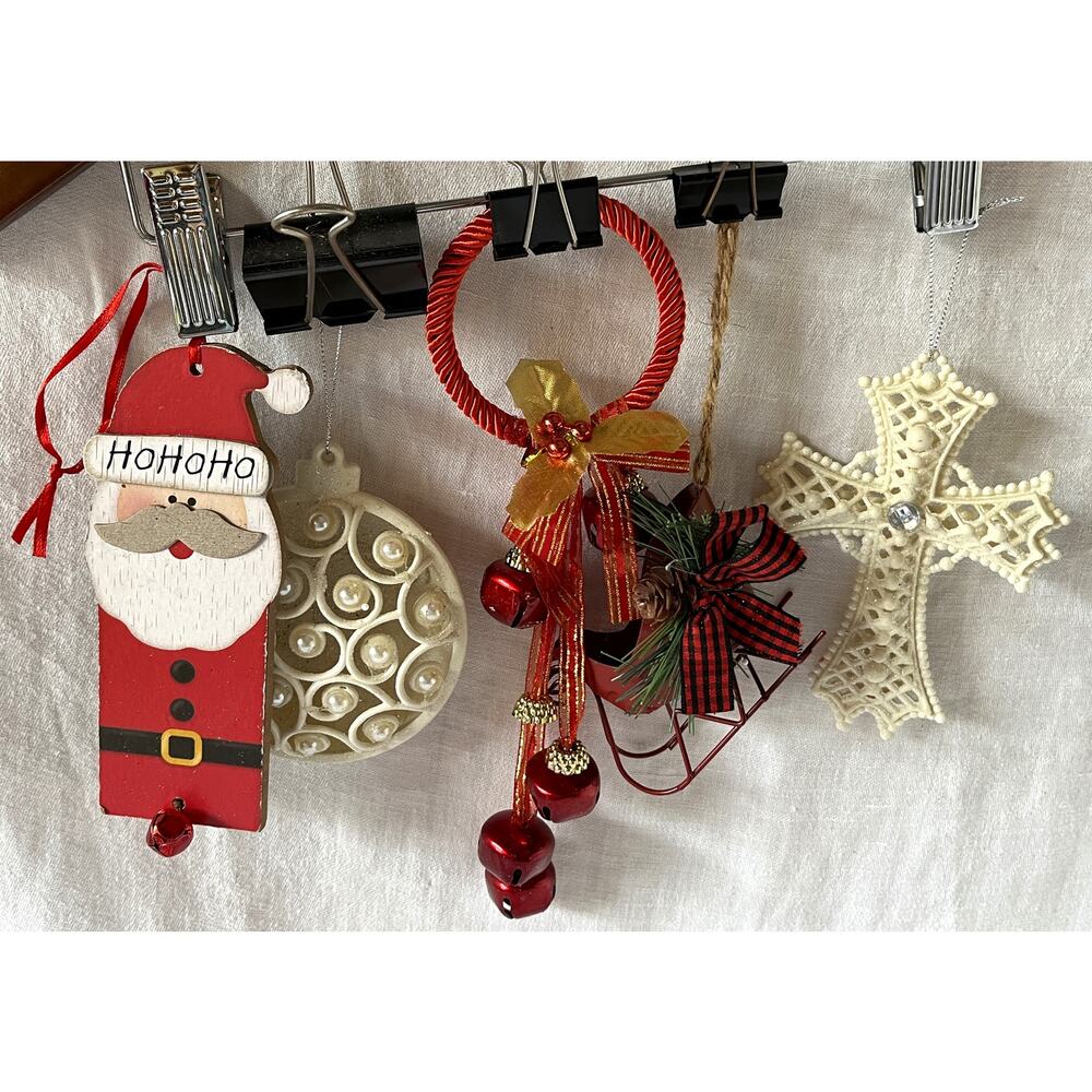 Mixed Lot of 20 Christmas Ornaments - Picture 9 of 10